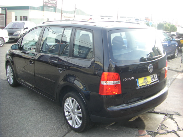 VOLKSWAGEN TOURAN 2.0 TDI 140CV