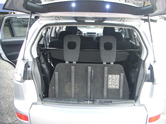 MITSUBISHI OUTLANDER 2.0 DID 140CV 4X4 7 PLAZAS
