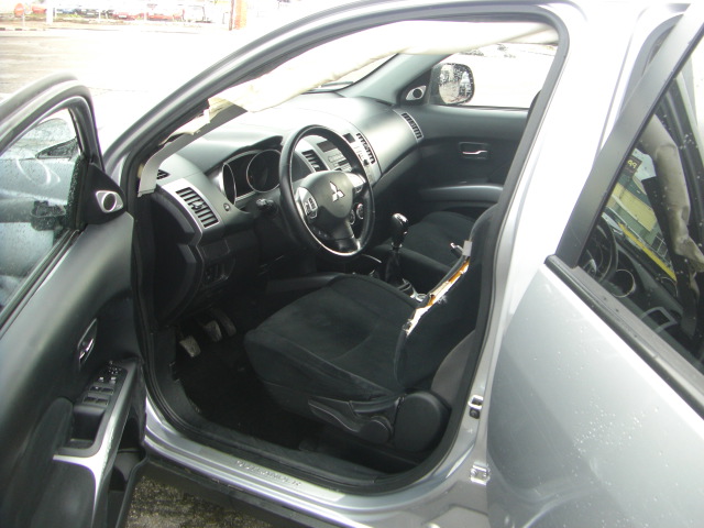 MITSUBISHI OUTLANDER 2.0 DID 140CV 4X4 7 PLAZAS