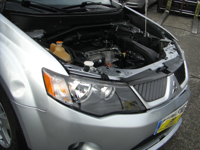 MITSUBISHI OUTLANDER 2.0 DID 140CV 4X4 7 PLAZAS