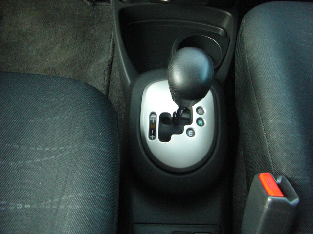 TOYOTA YARIS 1.4 D4D 90CV AUTOMATICO