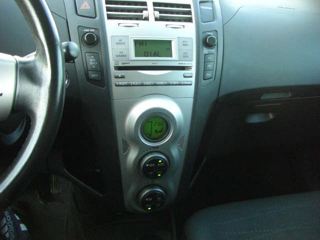 TOYOTA YARIS 1.4 D4D 90CV AUTOMATICO