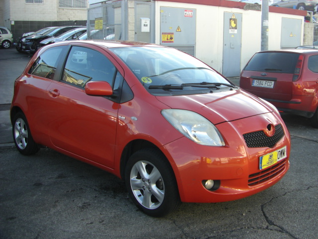 TOYOTA YARIS 1.4 D4D 90CV AUTOMATICO