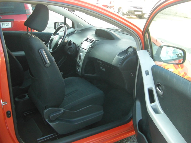 TOYOTA YARIS 1.4 D4D 90CV AUTOMATICO