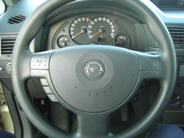 OPEL MERIVA 1.6 I 105CV