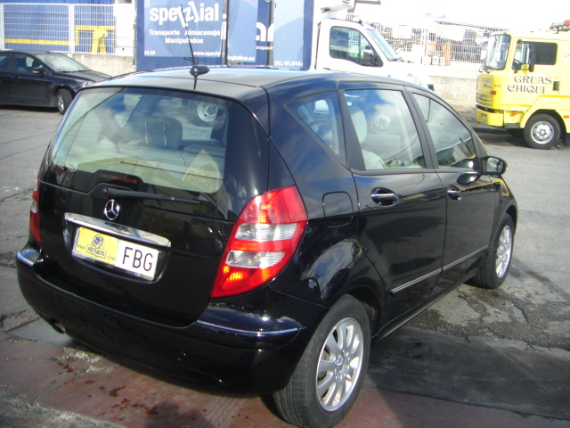 MERCEDES BENZ CLASE A 150 ELEGANCE 1.5 I 95CV