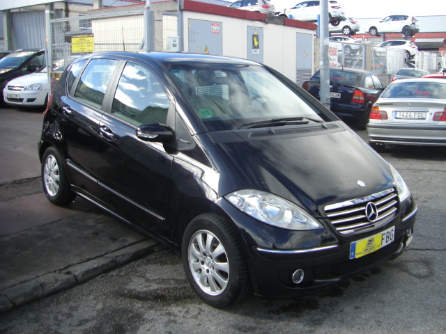 MERCEDES BENZ CLASE A 150 ELEGANCE 1.5 I 95CV
