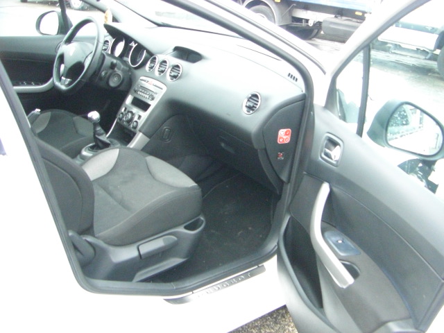 PEUGEOT 308 SPORTIUM 1.6 HDI 90CV