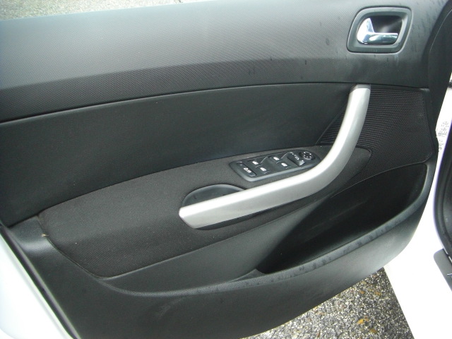 PEUGEOT 308 SPORTIUM 1.6 HDI 90CV