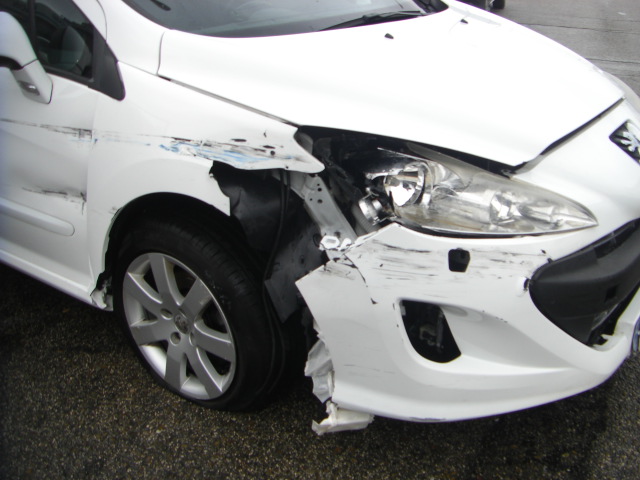 PEUGEOT 308 SPORTIUM 1.6 HDI 90CV