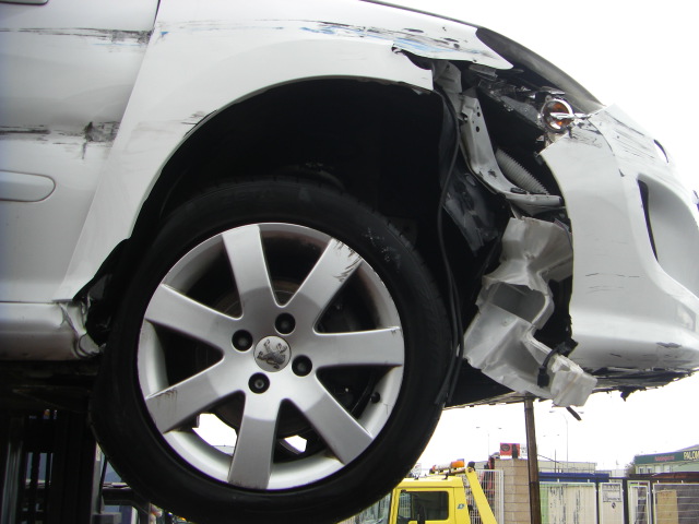 PEUGEOT 308 SPORTIUM 1.6 HDI 90CV