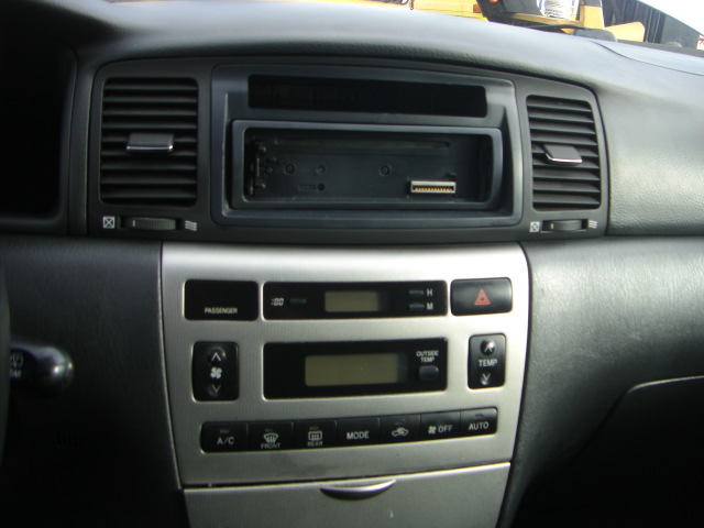 TOYOTA COROLLA SOL 1.6 VVT-I 68CV