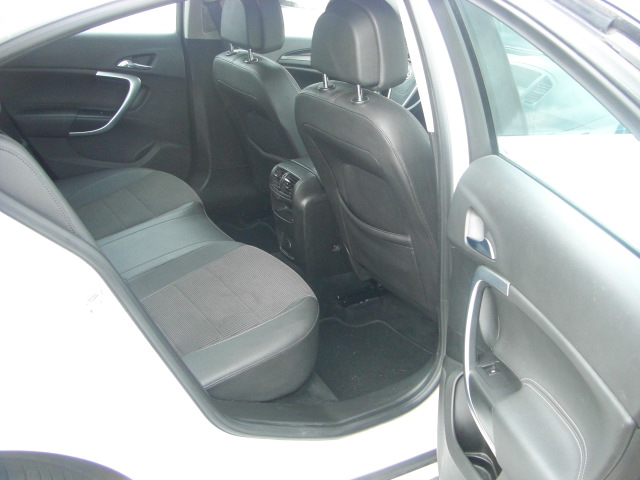 OPEL INSIGNIA 2.0 CDTI 130CV