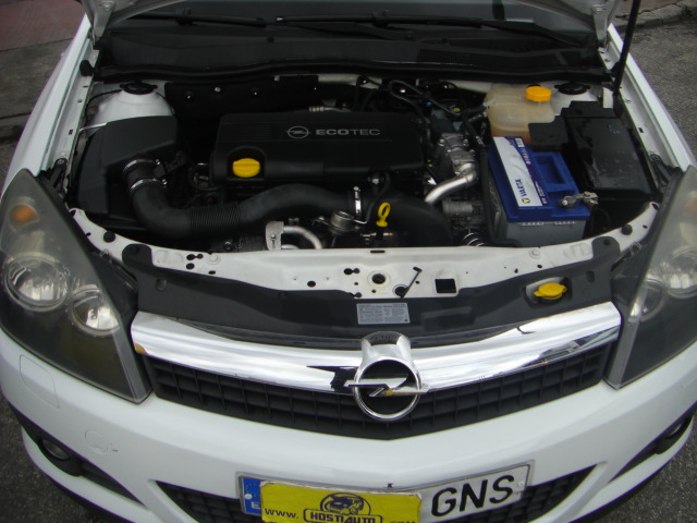 OPEL ASTRA GTC 1.7 CDTI 110CV