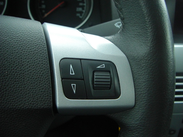 OPEL ASTRA GTC 1.7 CDTI 110CV