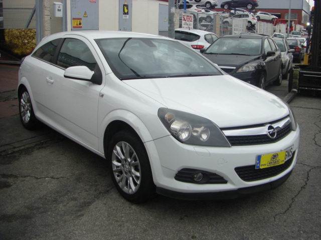 OPEL ASTRA GTC 1.7 CDTI 110CV