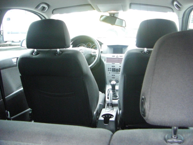 OPEL ASTRA GTC 1.7 CDTI 110CV