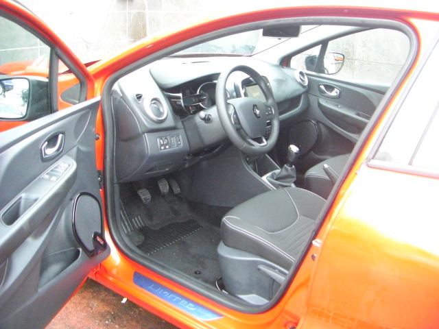 RENAULT CLIO LIMITED 1.0 I 90CV