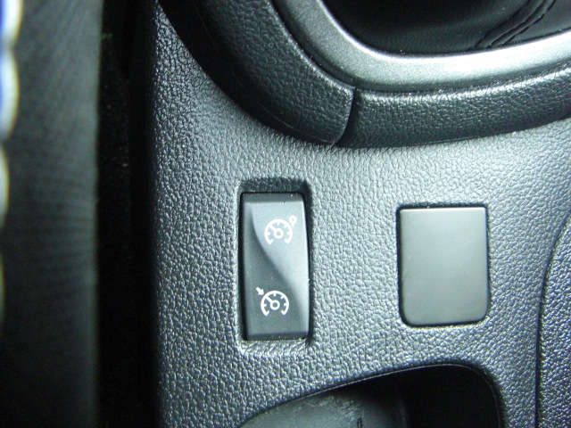 RENAULT CLIO LIMITED 1.0 I 90CV