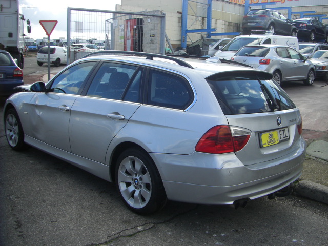 BMW 3.0 TOURING 197CV 