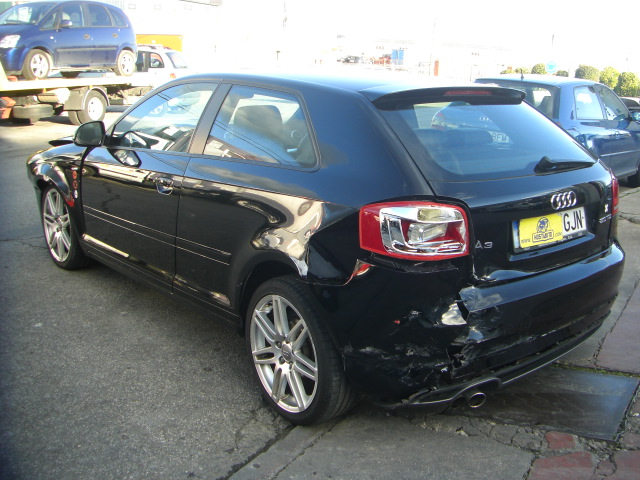 AUDI A3 S LINE 2.0 TDI 140CV