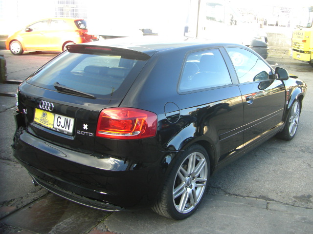 AUDI A3 S LINE 2.0 TDI 140CV