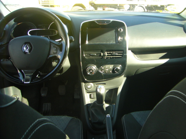 RENAULT CLIO SPORT TOURER 1. 5 DCI 90CV