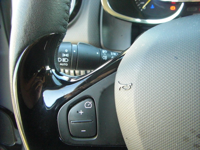 RENAULT CLIO SPORT TOURER 1. 5 DCI 90CV