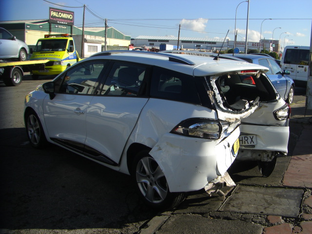 RENAULT CLIO SPORT TOURER 1. 5 DCI 90CV