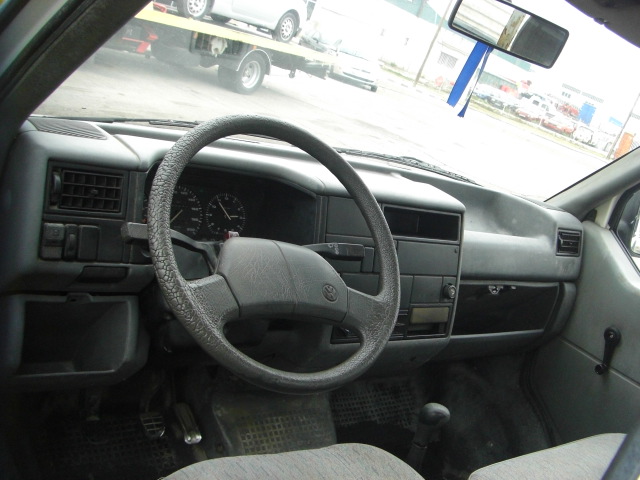 VOLKSWAGEN TRANSPORTER(CAMION) 1.9 D 61CV