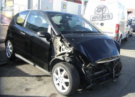 MERCEDES BENZ CLASE A 150 I 1.5 95CV MERCEDES BENZ CLASE A 150 I 1.5 95CV