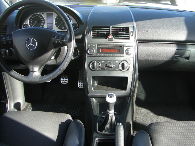 MERCEDES BENZ CLASE A 150 I 1.5 95CV