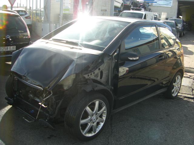 MERCEDES BENZ CLASE A 150 I 1.5 95CV