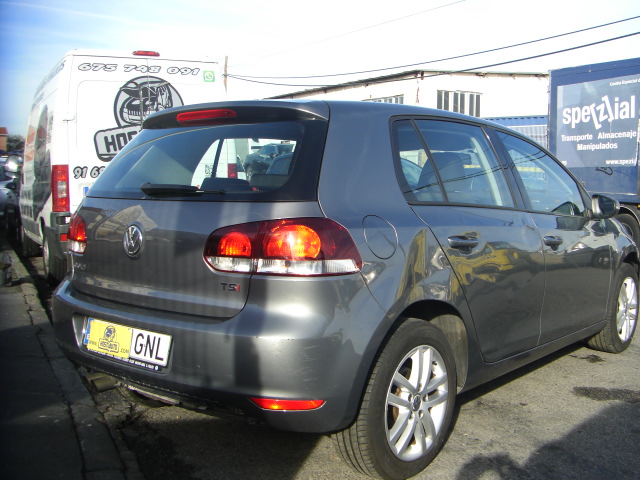 VOLKSWAGEN GOLF 1.4 TSI 122CV