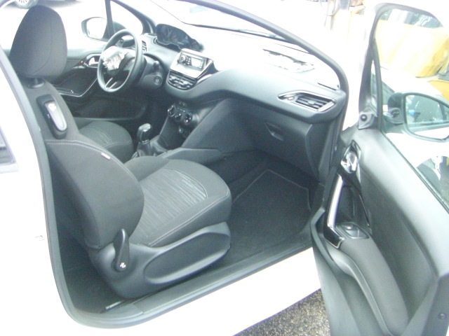 PEUGEOT 208 ACCESS 1.4 HDI 68CV