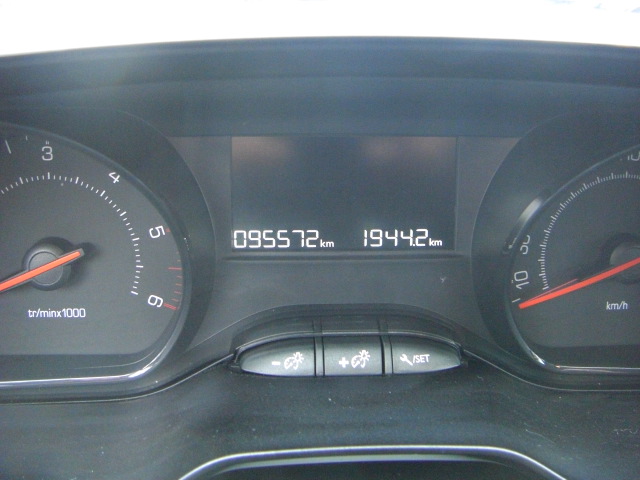 PEUGEOT 208 ACCESS 1.4 HDI 68CV