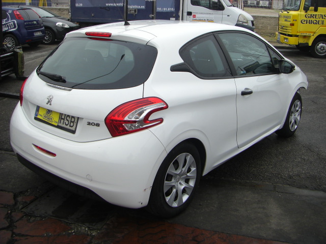 PEUGEOT 208 ACCESS 1.4 HDI 68CV