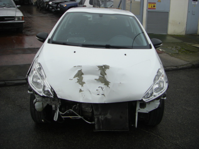 PEUGEOT 208 ACCESS 1.4 HDI 68CV