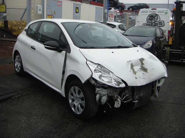 PEUGEOT 208 ACCESS 1.4 HDI 68CV