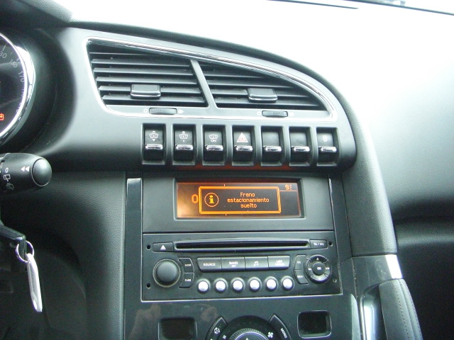 PEUGEOT 3008 PREMIUM 1.6 HDI 110CV