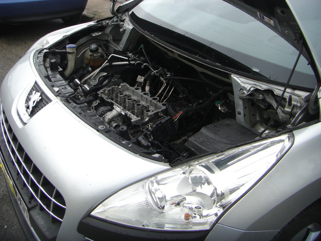 PEUGEOT 3008 PREMIUM 1.6 HDI 110CV