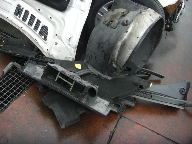 PEUGEOT 3008 PREMIUM 1.6 HDI 110CV