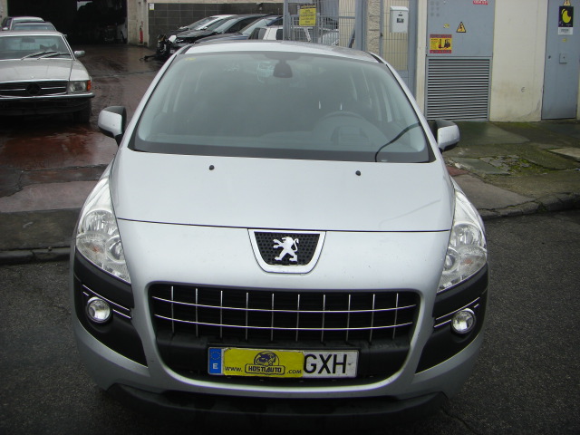 PEUGEOT 3008 PREMIUM 1.6 HDI 110CV