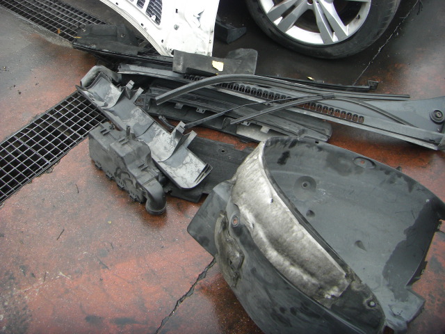 PEUGEOT 3008 PREMIUM 1.6 HDI 110CV