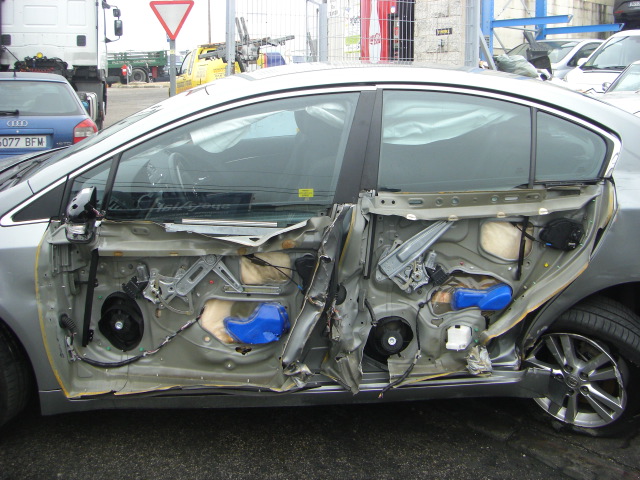 TOYOTA AVENSIS 2.0 D4D 126CV