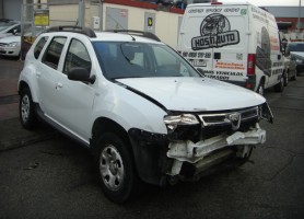 DACIA DUSTER 1.5 DCI 110CV 4X4 DACIA DUSTER 1.5 DCI 110CV 4X4