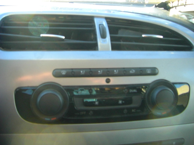 SEAT LEON 1.6 TDI 105CV