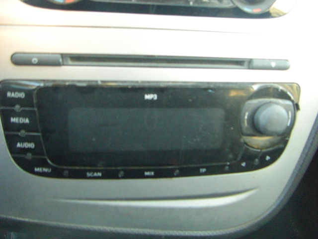 SEAT LEON 1.6 TDI 105CV