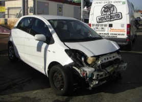 TOYOTA YARIS 1.4 D4D 90CV TOYOTA YARIS 1.4 D4D 90CV