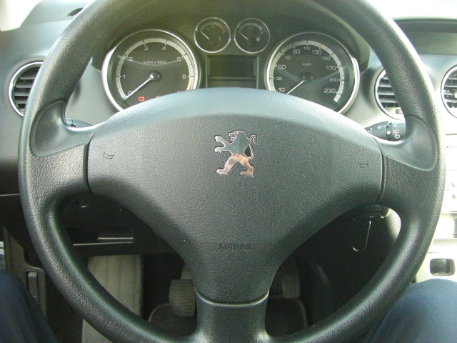 PEUGEOT 308 VTI 1.6 CONFORT 120CV